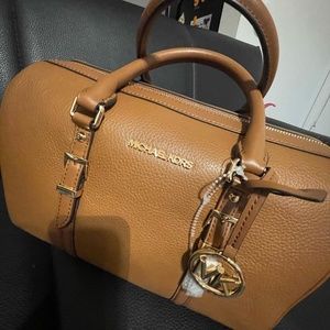 Mk purse